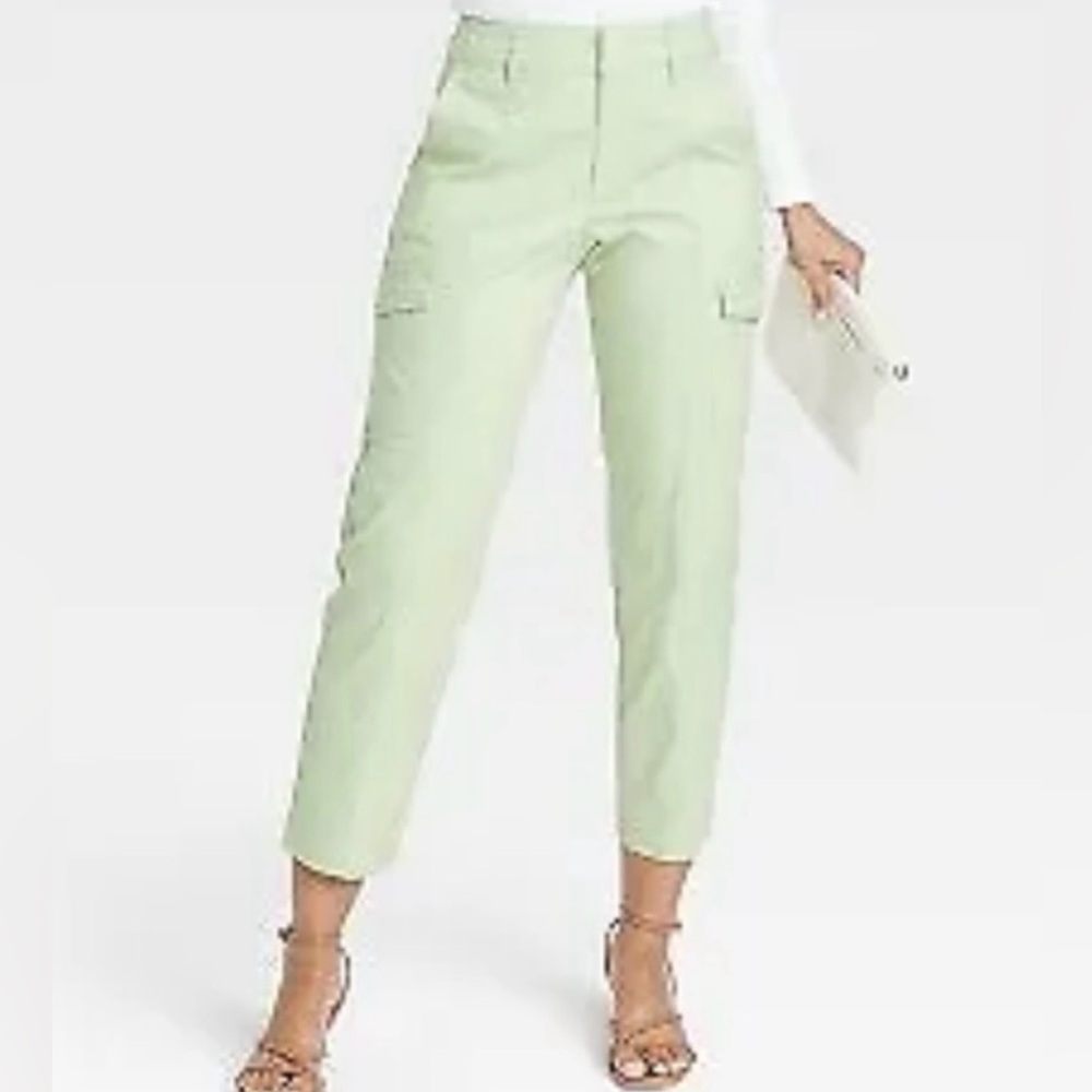 A New Day Women’s Beige Cargo Pant - Junior Sz 17
